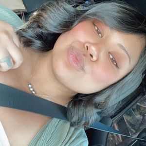 Meet your Posher, Adrianna